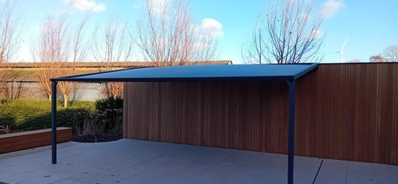 pergola of doekterrasoverkapping in Wevelgem