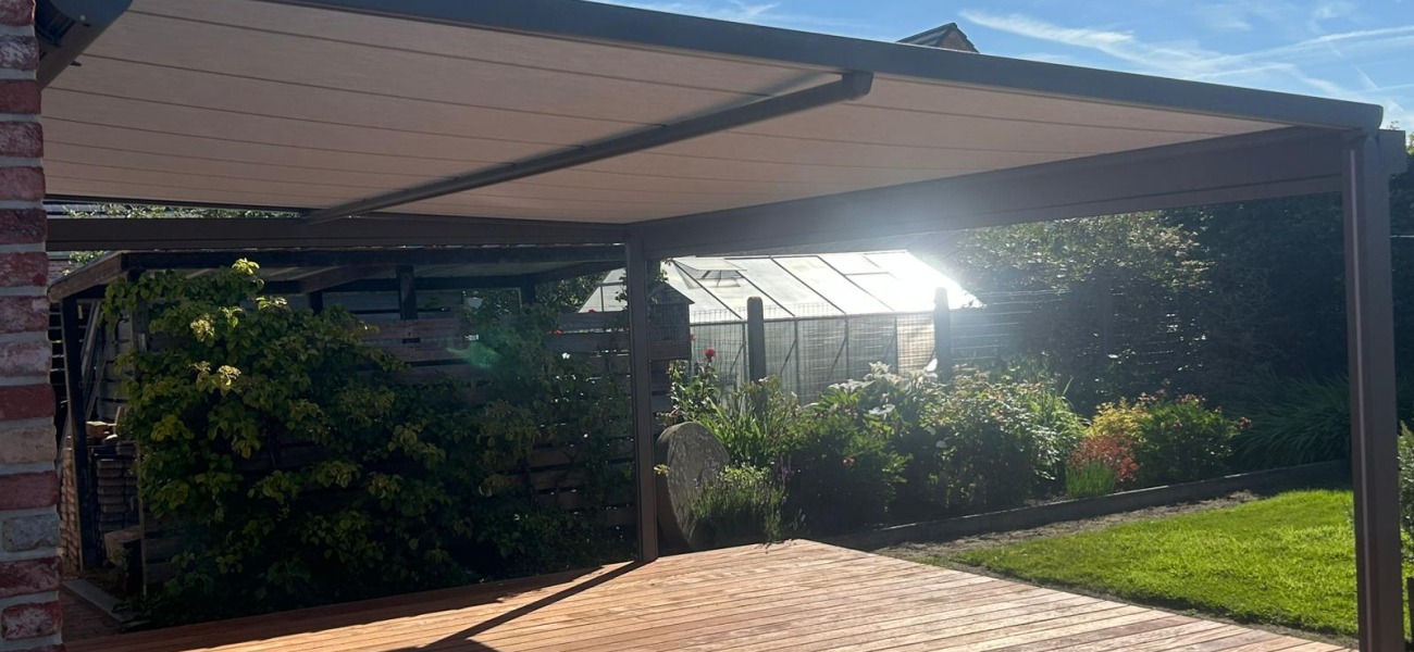 pergola terrasoverkapping Brustor B128 in Brugge (Waarmaarde)