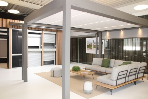 showroom zonwering