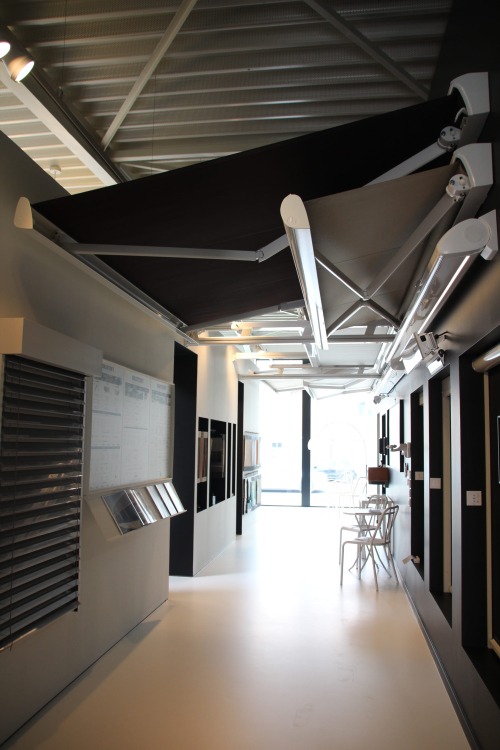 showroom zonwering