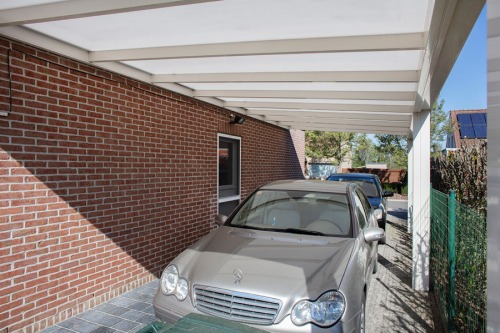 carport, rolluiken, sectionaal poort en pergola in Roeselare