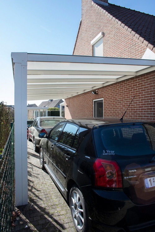 carport, rolluiken, sectionaal poort en pergola in Roeselare