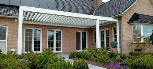 terrasoverkapping lamellendak in Eeklo