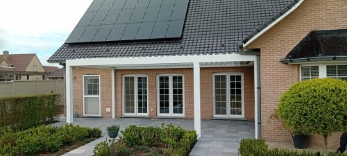 terrasoverkapping lamellendak in Eeklo