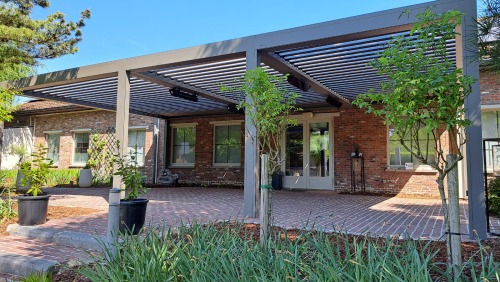 Brustor terrasoverkapping B200XL: locatie Laarne