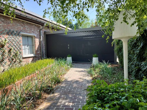 Brustor terrasoverkapping B200XL: locatie Laarne