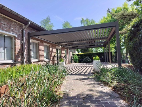 Brustor terrasoverkapping B200XL: locatie Laarne