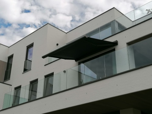 Brustor zonnetent B25 in Waregem