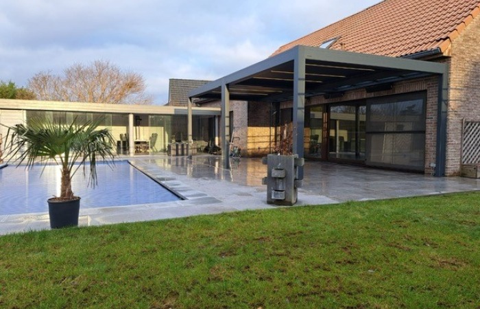 terrasoverkapping B720 met glas outdoor living waregem