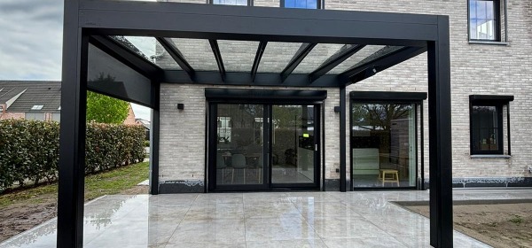 glazen terrasoverkapping in Lokeren