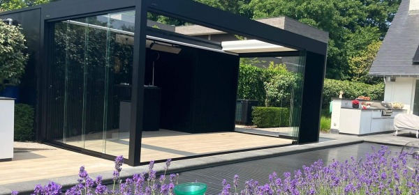 Brustor terrasoverkapping B600: locatie Marke (Kortrijk)